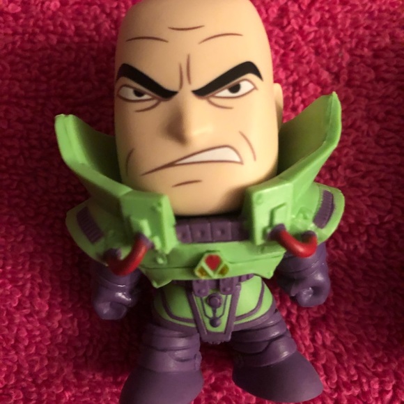 Four NIB DC Comics Super Heroes Figures. - Picture 4 of 7